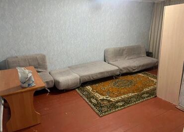 квартира ата тюрк: 1 бөлмө, 31 кв. м, Хрущевка, 4 кабат, Косметикалык ремонт