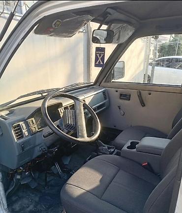 LDV: Kompakt yük-sərnişin mikroavtobusu - Korpus: Ağ rəngli, sürgülü yan — 2