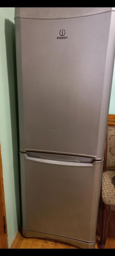 mi box s: 2 qapılı Indesit Soyuducu Alınır