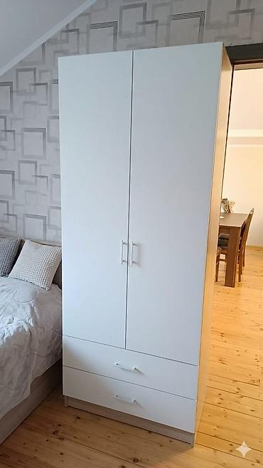 imperial mebel: Ağ rəngdə iki qapılı geyim şkafı - Dizayn: Minimalist, düz xətli, ağ — 1
