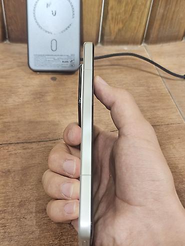 osmo mobile: Xiaomi, 15 Pro, Б/у, 256 ГБ, цвет - Белый, 1 SIM, 2 SIM, eSIM — 6