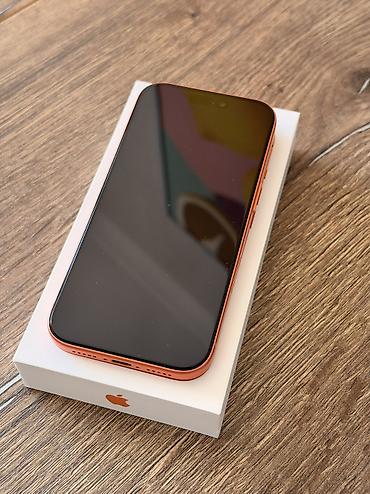 IPhone 17 Pro, Б/у, 256 ГБ, Оранжевый, Защитное стекло, Чехол, Кабель, 90 %