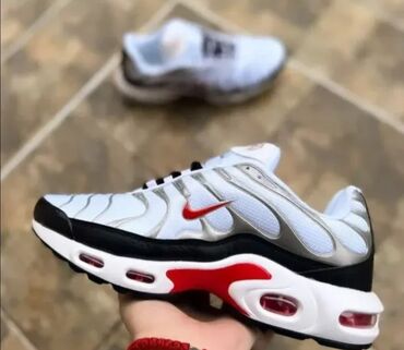 karl lagerfeld cipele muske: Nike TN Air max Dosta tražen model, predobar Dostupni br su ispisani