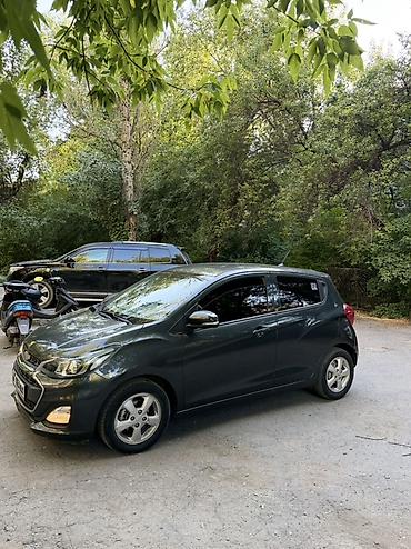 spark 7: Chevrolet Spark: 2018 г., 1 л, Автомат, Бензин, Хэтчбэк — 1