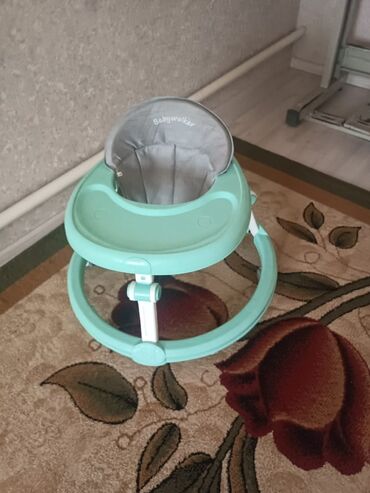 военный форма на прокат: Ходунки для малышей Babywalker - Круглая база на колесиках для