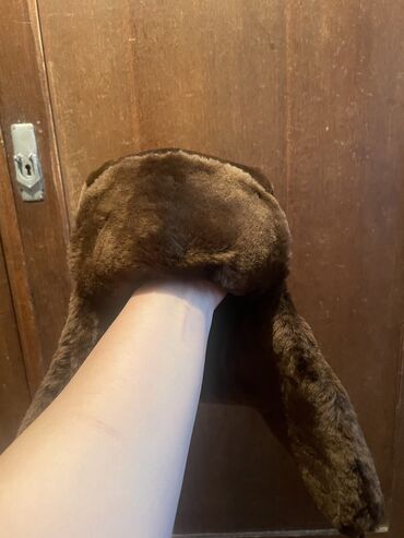 купить шапку ушанку: Продаю шапку цигейка коричневого цвета. Забрать 4 Микро