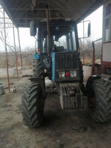 Traktorlar: Traktor Belarus (MTZ) 892, 2010 il, 92 at gücü, motor 0.9 l, İşlənmiş