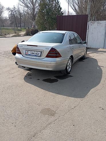 x class: Mercedes-Benz C-Class: 2001 г., 2.7 л, Автомат, Дизель, Седан — 5