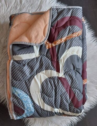 Ćebad i pokrivači: Štep deke-140*200
Materijal-pamučno platno,frotir — 10