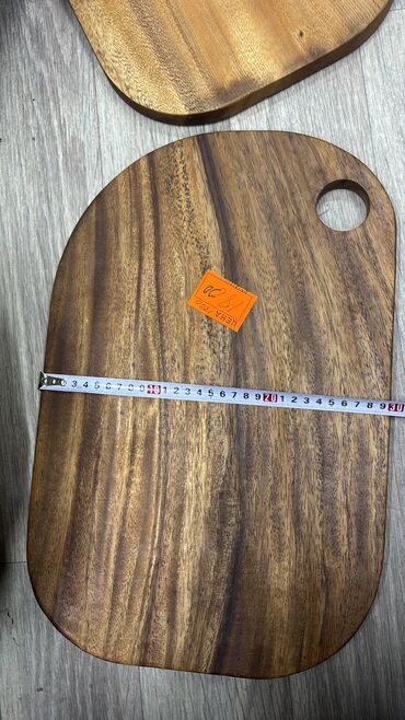 Подносы: Плотная разделочная/серव्हизная доска из настоящей древесины — 4