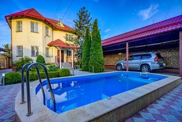 Посуточная аренда домов: 280 м², 8 комнат, Сарай, Теплый пол, Балкон застеклен