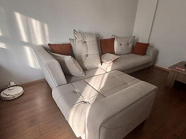 Divanlar: Künc divanı – L formalı, açıq bej rəngli, müasir dizayn (endirim — 6