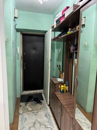 аст билдинг: 2 комнаты, 48 м², Индивидуалка, 2 этаж, Старый ремонт