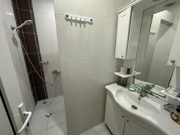 Bağ evlərinin satışı: Digah, 300 kv. m, 7 otaqlı, Hovuzlu, İşıq, Artezian quyusu, Kanalizasiya -da lalafo.az — 13 Bağ evlərinin satışı: Digah, 300 kv. m, 7 otaqlı, Hovuzlu, İşıq, Artezian quyusu, Kanalizasiya — 13