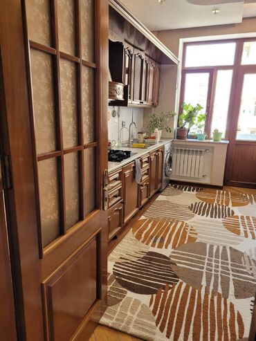 Yeni tikili: 3 otaqlı, Yeni tikili, m. Xalqlar Dostluğu, 120 kv. m — 9