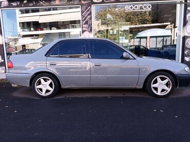 Toyota: Toyota Corolla: 1.4 l. | 2000 έ. Λιμουζίνα — 2