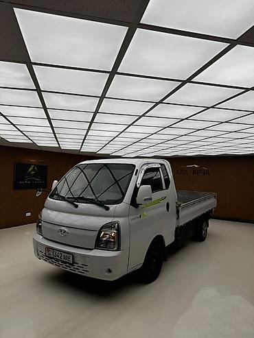 балон для каток: Легкий грузовик, Hyundai, Стандарт, 2 т, Б/у — 1