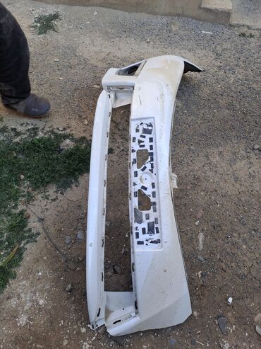 Bamperlər, buferlər: İşlənmiş buferlər Hyundai, Toyota,Chevrolet 
Şaiq usta 
0503667291 — 8