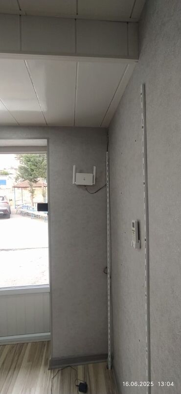 Digər kommersiya daşınmaz əmlakı: Obyekt Yeni Gunesli D massivinde elverishli yerde yeni tikilen XEZER — 4