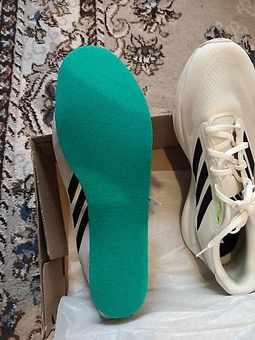 Кроссовки и спортивная обувь: Мужские кроссовки, 46, Adidas, Новый, цвет - Белый — 3