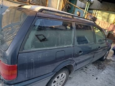 Volkswagen: Volkswagen Passat: 1994 г., 2 л, Механика, Бензин, Универсал