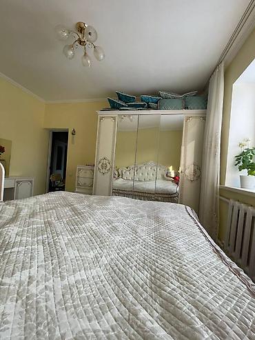 Продажа коттеджей и домов: Продается дом. Фасад здания утеплен и выполнен в ярком оттенке, что — 19