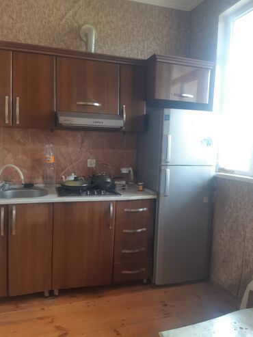 Həyət evləri və villaların satışı: Binəqədi qəs. 3 otaqlı, 120 kv. m, Kredit yoxdur, Orta təmir — 9