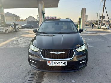 Chrysler: Chrysler Pacifica: 2021 г., 3.6 л, Вариатор, Гибрид, Минивэн — 2