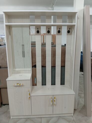 Шкафы-прихожие: Шкаф-прихожая, Новый, С зеркалом, ЛДСП — 1