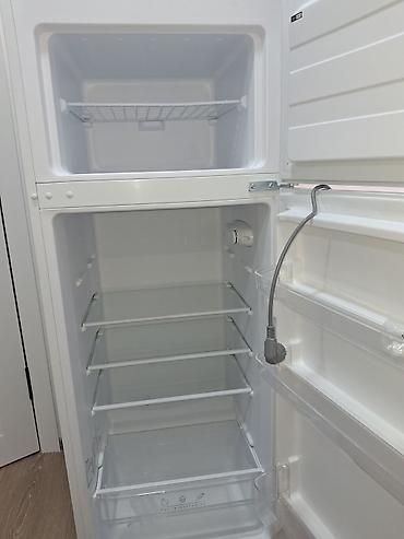 двухкамерный холодильник б у: Холодильник Midea, двухкамерный, классический белый цвет. Верхняя — 3