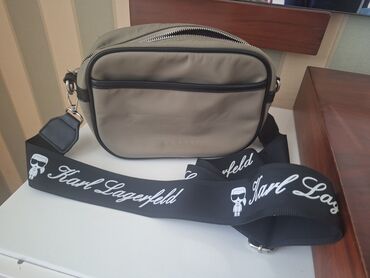 qara cins pencekler: Сумка на плечо, Karl Lagerfeld