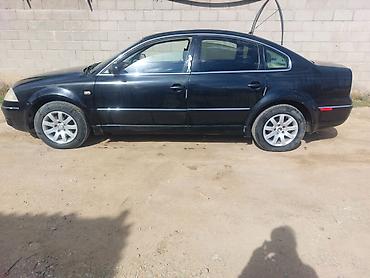Volkswagen: Volkswagen Passat: 2002 г., Седан — 1