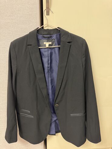 кожанный пиджак: Пиджак, Классическая модель, S (EU 36), M (EU 38), L (EU 40)