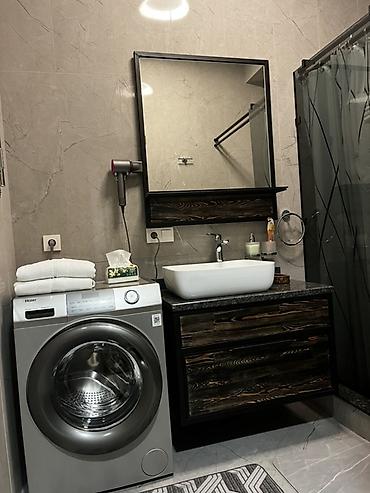 2 bedroom: Современная меблированная квартира с дизайнерским интерьером в стиле — 6