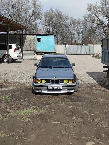 BMW: BMW 5 series: 1989 г., 3 л, Механика, Бензин, Седан — 1