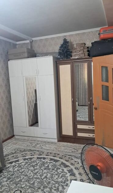 1 комнатная квартира в караколе: 1 комната, 38 м², Индивидуалка, 1 этаж, Косметический ремонт