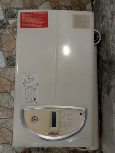 astara duyu: Immergas divar tipli qaz kombi qazanı - Marka/model: Immergas (ön