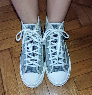 Women's Sneakers and athletic shoes: 37.5 na lalafo.rs — 2 Women's Sneakers and athletic shoes: 37.5 — 2