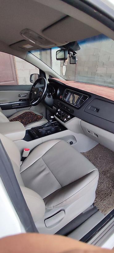 Kia: Kia Carnival: 2017 г., 2.2 л, Автомат, Дизель, Минивэн — 4