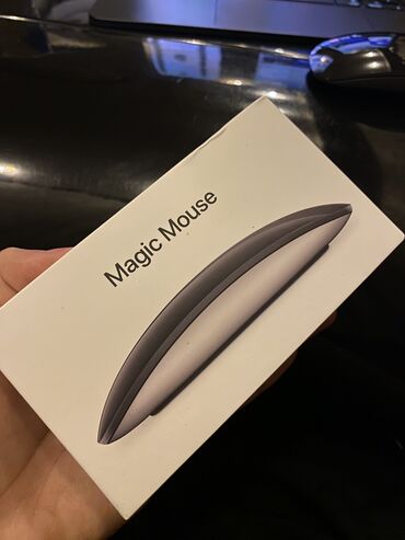 Mauslar: Tam orjinal black Magic Mouse 3 alinibdir lakin hec istifade