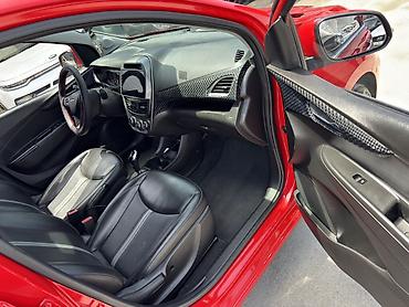 sprinter 4 4: Chevrolet Spark: 2020 г., 1 л, Автомат, Бензин, Хэтчбэк — 6