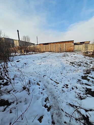 Продажа коттеджей и домов: Продаётся участок с 2мя домами, 1 недостооенный Кож.завод Цена — 10