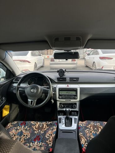 Volkswagen: Volkswagen Passat: 2010 г., 1.8 л, Автомат, Бензин, Седан — 3