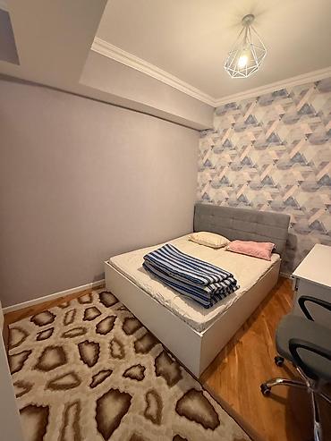 ivanovkada ev satilir: 📍 Mənzil Yasamal rayonu, Nizami metrosunun çıxışında yerləşir. 🏢 Bina — 4