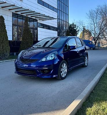 Honda: Honda Fit: 2009 г., 1.5 л, Вариатор, Бензин, Хэтчбэк — 2