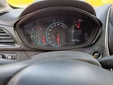 машы: Chevrolet Spark: 2016 г., 1 л, Вариатор, Бензин, Хэтчбэк — 8