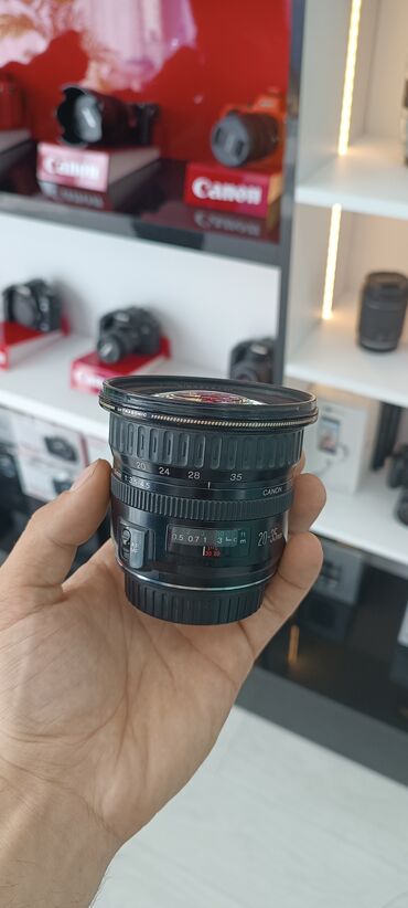 pocophone f3: Canon 20-35mm f3.5-4.5