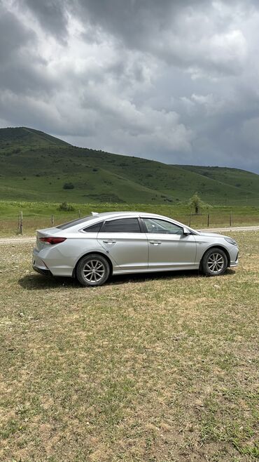 ресор на спринтер: Hyundai Sonata: 2018 г., 2 л, Автомат, Газ