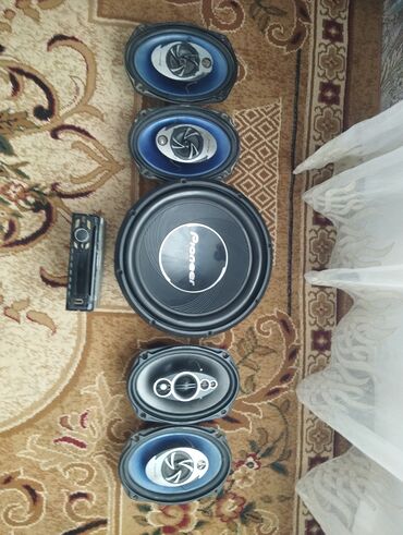 GPS naviqatorlar: Diqetle oxu sonrayaz. Idyal. 1400 vat 400 rms. Bez prablem. Teze