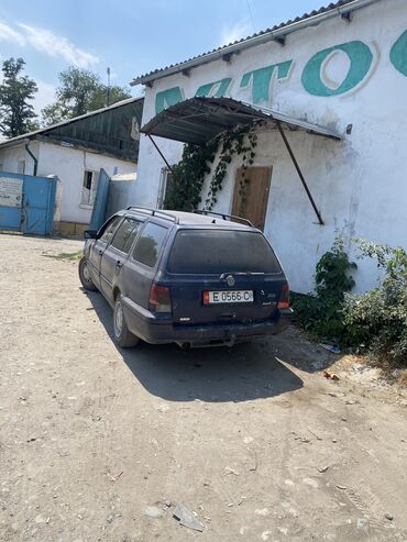 срочно срочно продам машину: Volkswagen Golf: 1996 г., 1.8 л, Механика, Бензин, Универсал